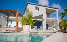 Sunny Hill Apartment